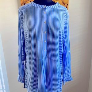 Plus size button down blouse 1X